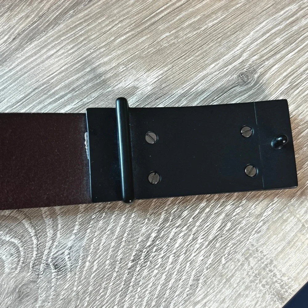 Calvin Klein Mens Brown Genuine Leather Belt Sz 42 Classic Everyday Minimalist